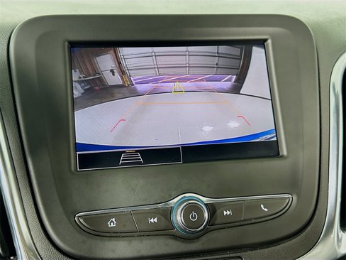 Used 2024 Chevrolet Equinox LS image 35