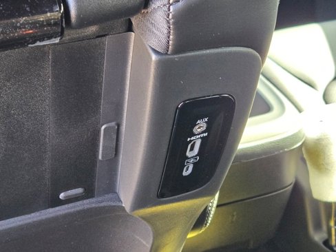 New 2026 Chrysler Pacifica Select image 18