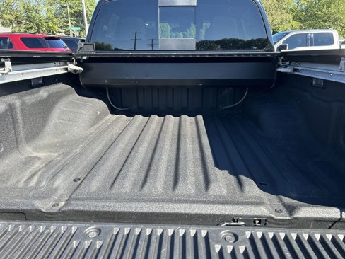 Used 2023 Nissan Frontier PRO-4X w/ Pro Convenience Package image 10