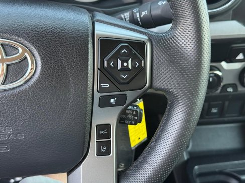 Certified 2022 Toyota Tacoma SR5 image 22