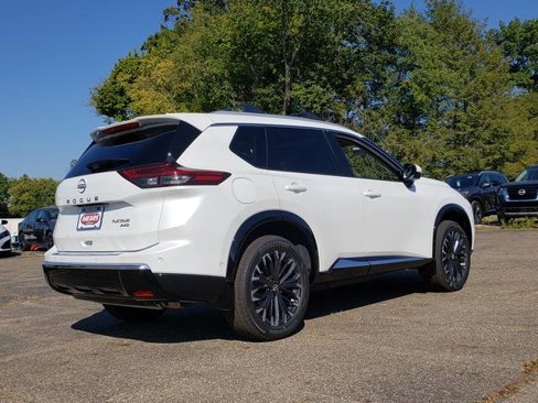 New 2026 Nissan Rogue Platinum image 6