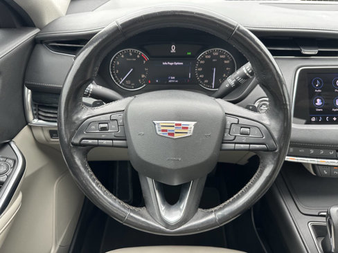 Used 2019 Cadillac XT4 Premium Luxury w/ Cold Weather Package image 16