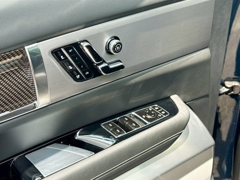 New 2026 Cadillac Vistiq Luxury image 18