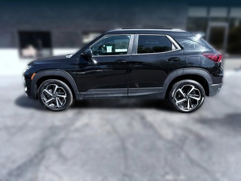 Used 2021 Chevrolet TrailBlazer RS image 2