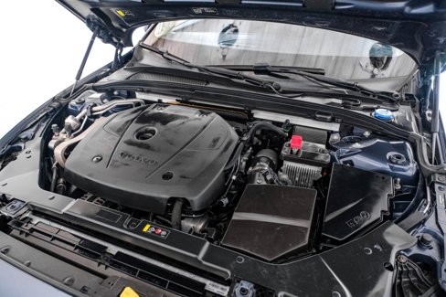 Used 2021 Volvo S60 T5 Momentum image 41