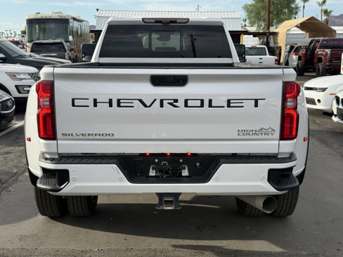 Used 2024 Chevrolet Silverado 3500 High Country w/ High Country Premium Package image 11