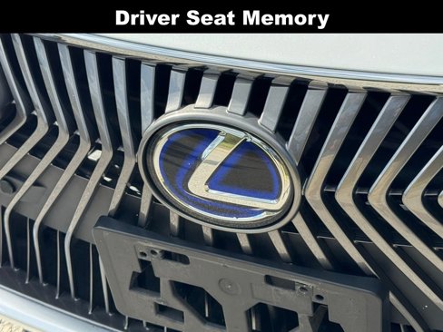 Used 2020 Lexus ES 300h w/ Premium Package image 6