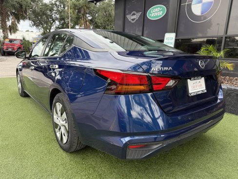 Used 2021 Nissan Altima 2.5 S image 4