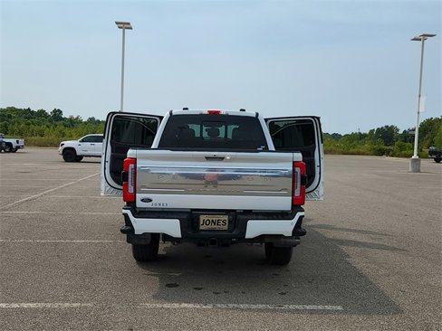 Used 2024 Ford F250 Platinum image 22