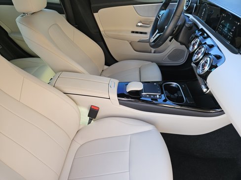 Certified 2022 Mercedes-Benz CLA 250 image 15