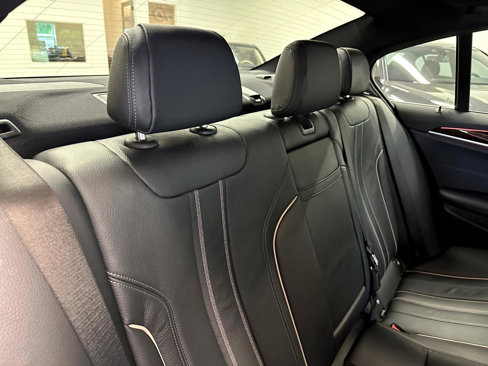 Used 2019 BMW 540i xDrive image 29