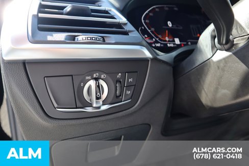 Used 2025 BMW X4 xDrive30i image 17