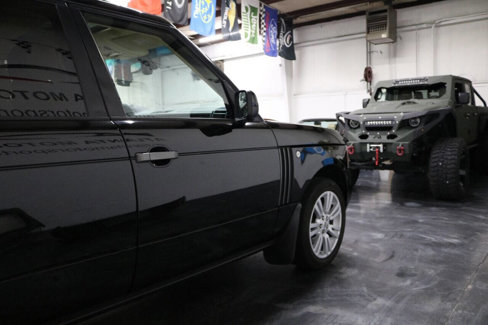 Used 2010 Land Rover Range Rover HSE LUX image 13