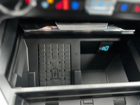 New 2025 Ford F250 Lariat image 13