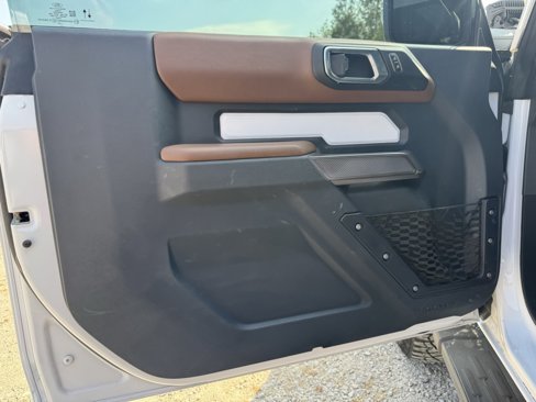 Used 2023 Ford Bronco Outer Banks w/ Sasquatch Package image 11
