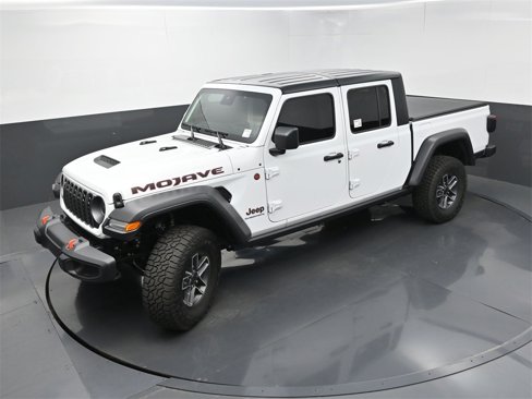 Used 2024 Jeep Gladiator Mojave w/ Safety Group image 33
