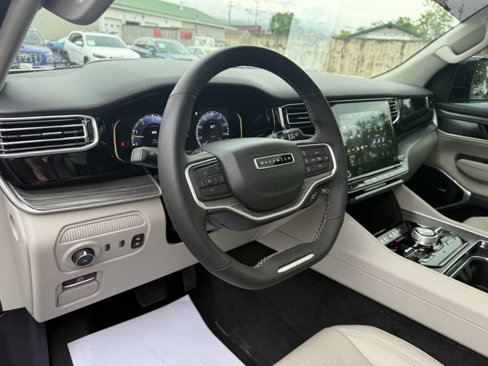 Used 2023 Jeep Wagoneer Series III image 18