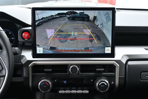 Used 2024 Toyota Tacoma TRD Off-Road image 14