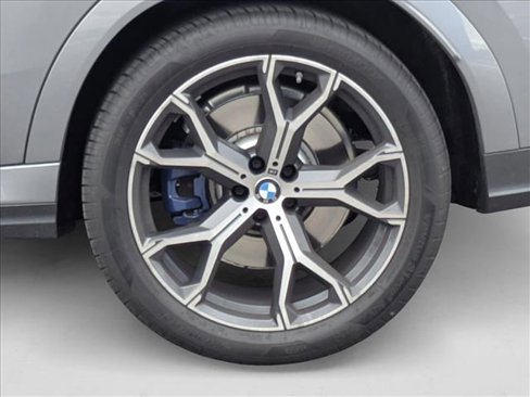 Used 2026 BMW X6 M60i image 17