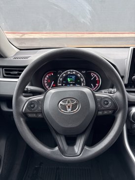 Used 2024 Toyota RAV4 XLE image 23