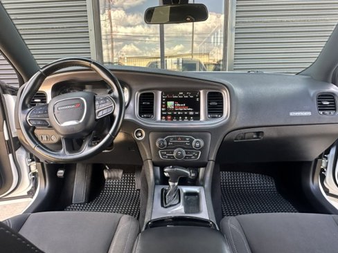 Used 2023 Dodge Charger SXT w/ Blacktop Package image 18