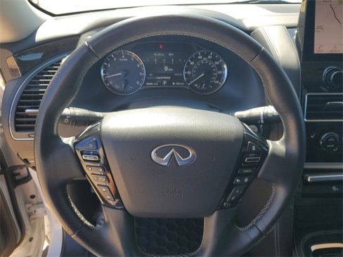 Used 2024 INFINITI QX80 Luxe image 16