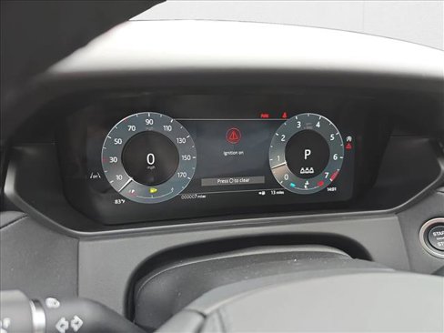 New 2026 Land Rover Range Rover Velar Dynamic SE image 20