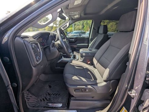 Used 2021 Chevrolet Silverado 1500 LT Trail Boss w/ Bed Protection Package image 9