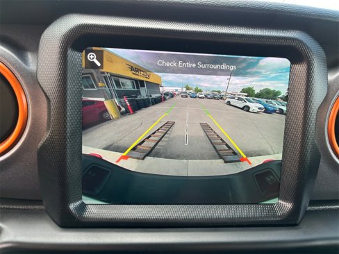 Used 2023 Jeep Gladiator Mojave w/ Cold Weather Group image 23