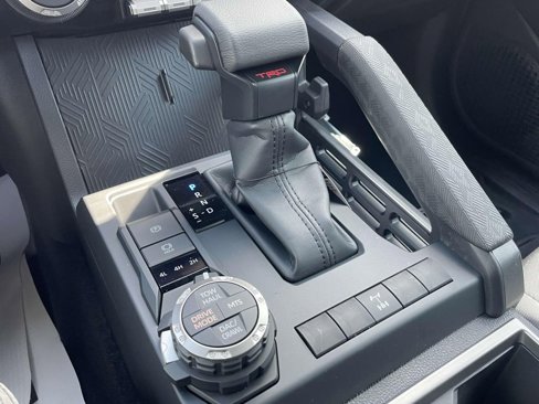 New 2025 Toyota Tacoma TRD Off-Road image 16
