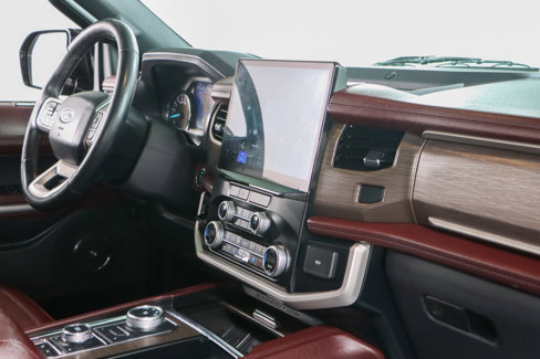 Used 2024 Ford Expedition Limited image 28