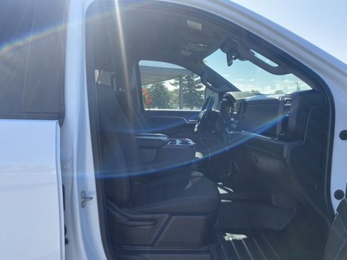 Used 2024 Chevrolet Silverado 2500 LT w/ Convenience Package image 27