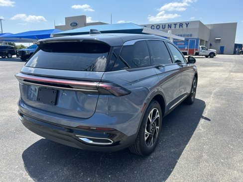 New 2025 Lincoln Nautilus Premier w/ Equipment Group 102A image 3