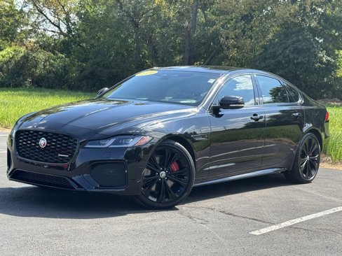 Used 2024 Jaguar XF R-Dynamic SE image 2