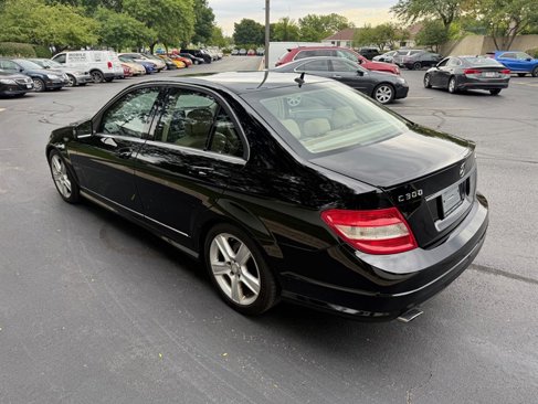 Used 2011 Mercedes-Benz C 300 4MATIC Sedan image 10