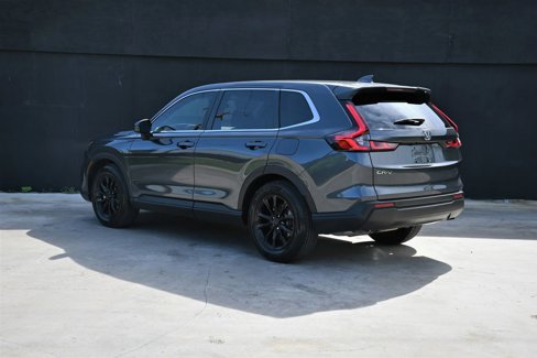 Used 2025 Honda CR-V EX image 4