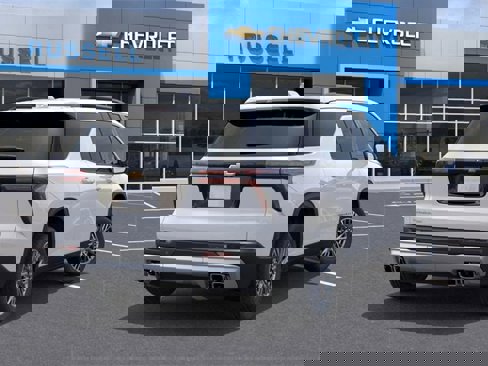 New 2026 Chevrolet Traverse LT w/ Driver Confidence Package image 4