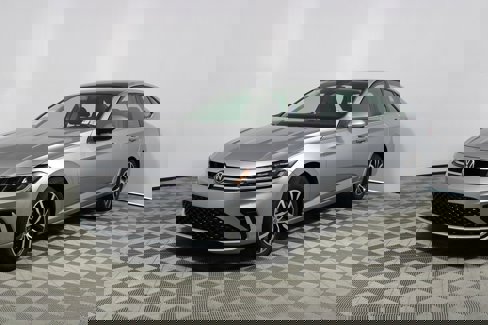 Used 2025 Volkswagen Jetta SE image 26