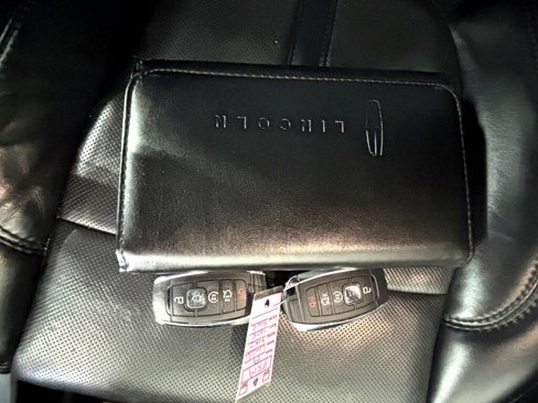 Used 2019 Lincoln MKZ Reserve image 10