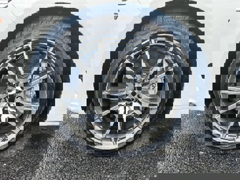 Used 2024 Genesis G70 2.5T image 28