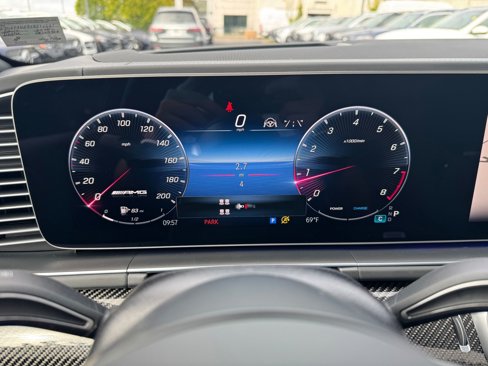 New 2026 Mercedes-Benz GLS 63 AMG 4MATIC image 11
