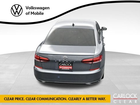Used 2021 Volkswagen Passat 2.0T SE image 23
