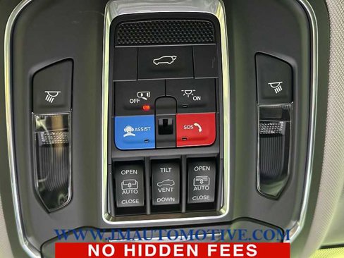 Used 2023 Jeep Grand Cherokee L Limited image 38