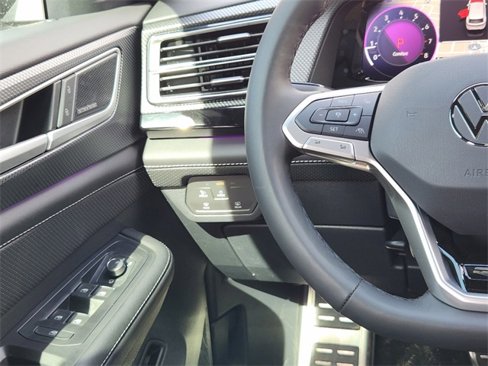 New 2025 Volkswagen Atlas Cross Sport SEL Premium R-Line image 27