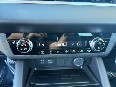 New 2025 Mitsubishi Outlander Trail Edition image 21