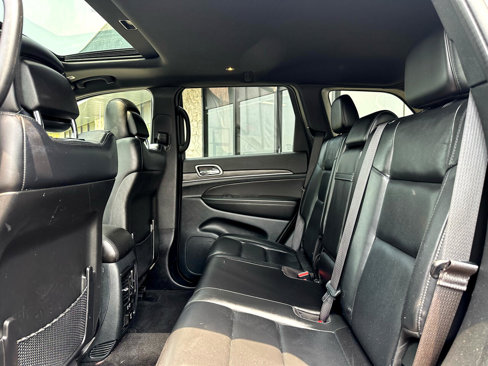 Used 2022 Jeep Grand Cherokee Limited image 12