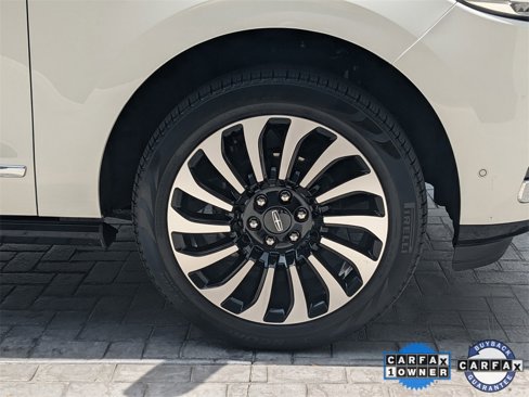 Certified 2024 Lincoln Navigator L Black Label image 10