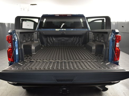 New 2026 Chevrolet Silverado 2500 Custom w/ Custom Value Package image 9
