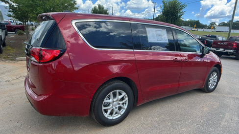 New 2025 Chrysler Voyager LX image 8