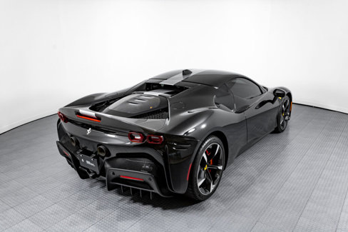 Used 2022 Ferrari SF90 Stradale image 20